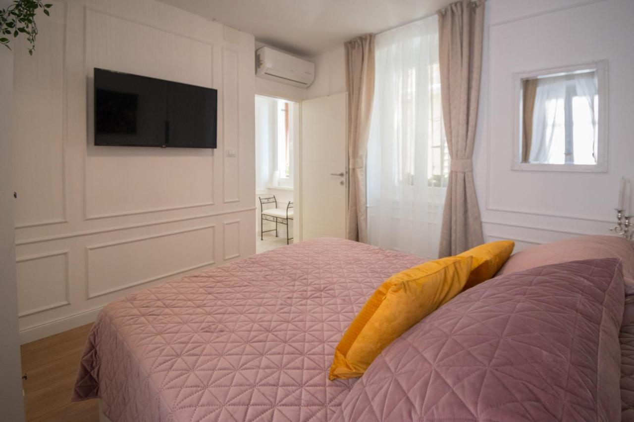 Apartment Trixi Maksimijan Πούλα Εξωτερικό φωτογραφία