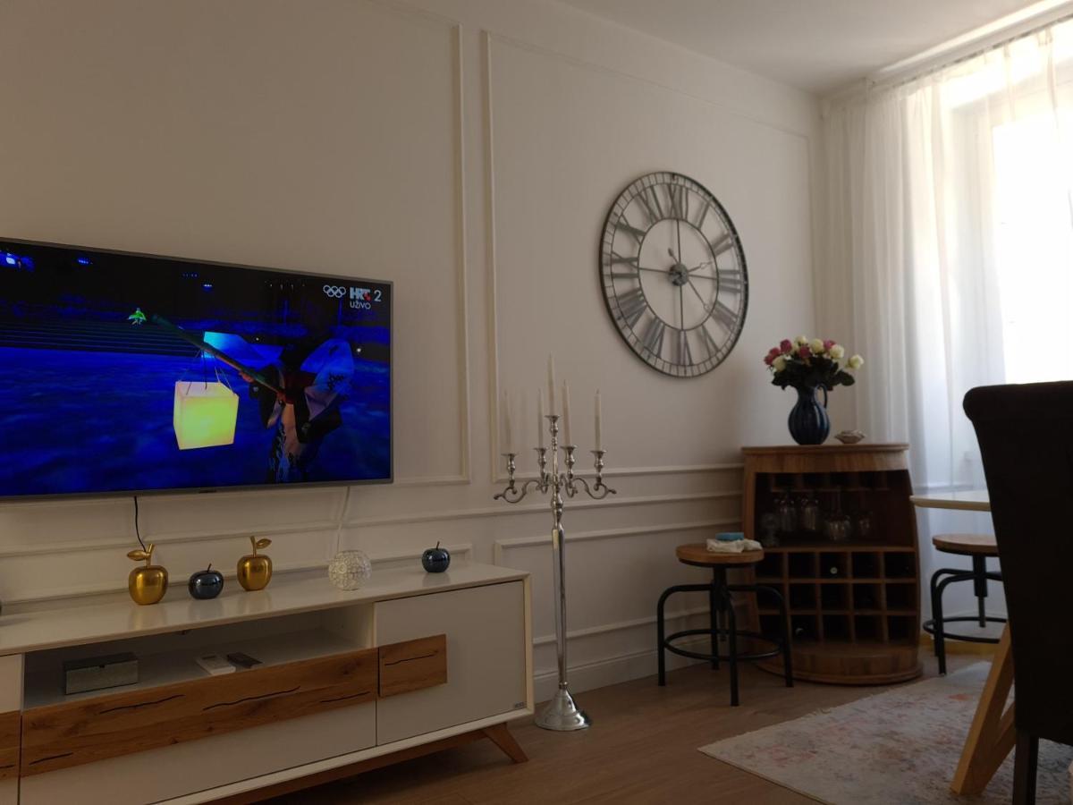 Apartment Trixi Maksimijan Πούλα Εξωτερικό φωτογραφία